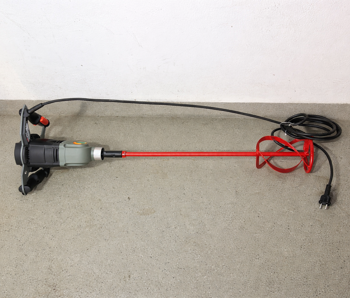 Oranger Heizlüfter mit Griff und Kabel